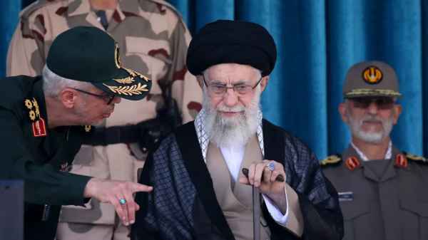 De una república clerical a una militar: los cambios internos de Irán que se trasladan al conflicto con Israel
