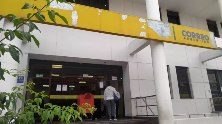 Correo Argentino echó a 400 trabajadores y se viene un paro nacional
