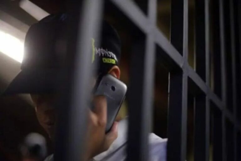 Celulares en cárceles: ENACOM autorizó bloquear líneas y chips