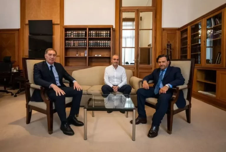 Sáenz se reunió con Santilli y “Lule” Menem para coordinar políticas de desarrollo federal