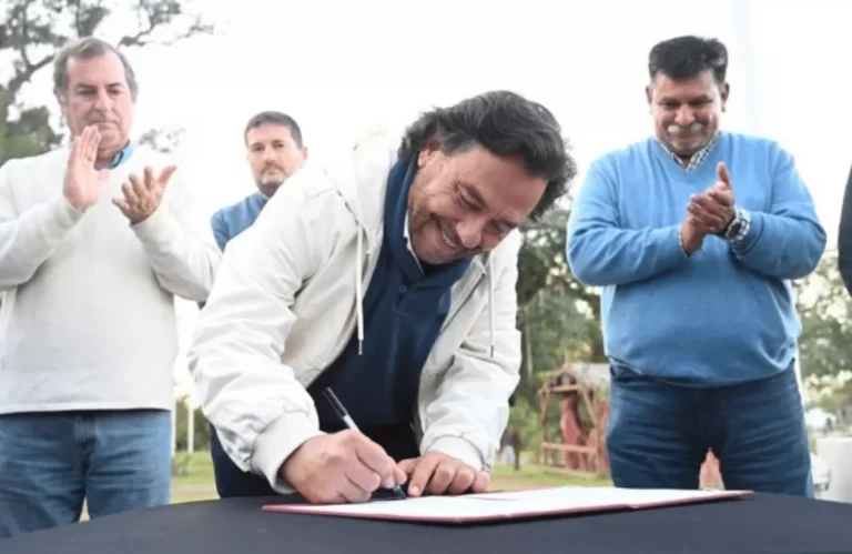 Sáenz anunció la construcción de una pista de patinaje de nivel internacional