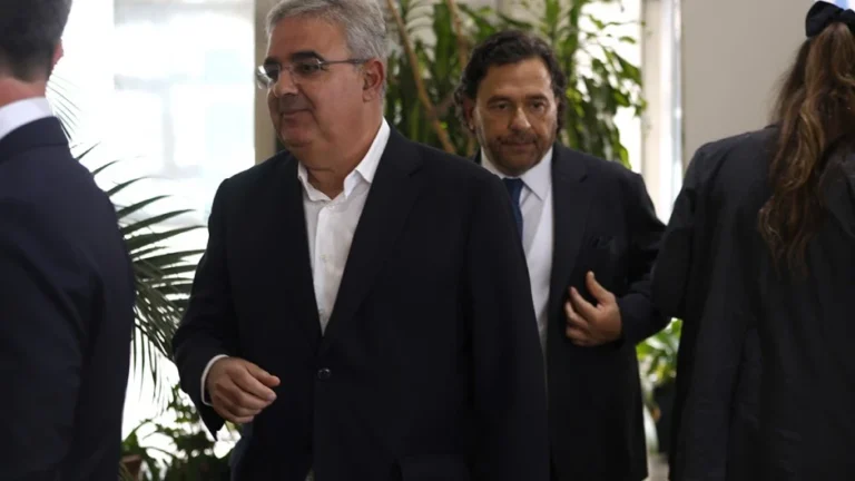 Los gobernadores aliados no quieren pagar el costo de salvar a Adorni en el Senado