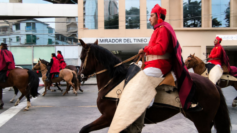 Miles de gauchos iniciaron la cabalgata a la Horqueta para recordar a Güemes