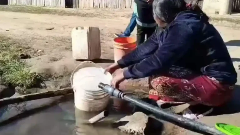 Comunidades originarias cortaron la Ruta 34 para reclamar agua potable en el norte de Salta