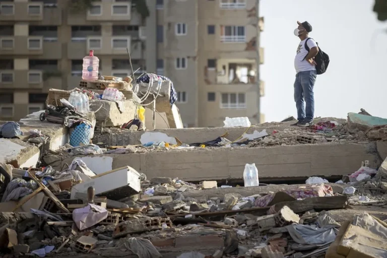 Los desaparecidos por el doble sismo en Venezuela ya superan los 50 mil
