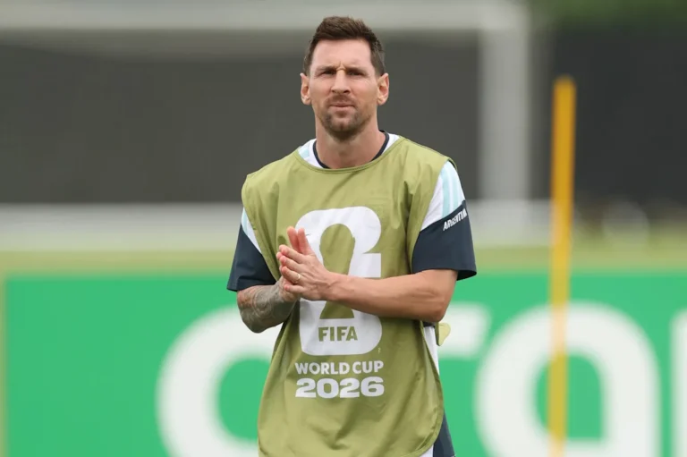 Messi será suplente en el partido ante Jordania