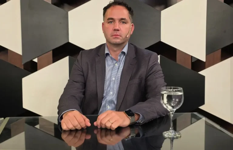 Con el PRO, Nicolás Maggio presentó un amparo para suspender la restricción de SAETA