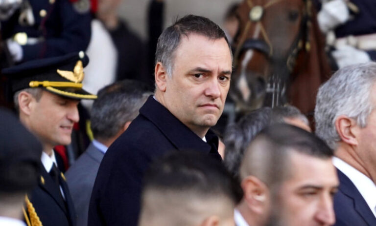 En el marco del “escándalo Adorni” surge el operativo clamor político para que se vaya