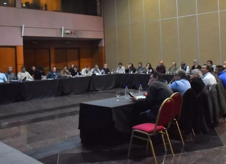 El Gobierno provincial continuará este miércoles con la paritaria