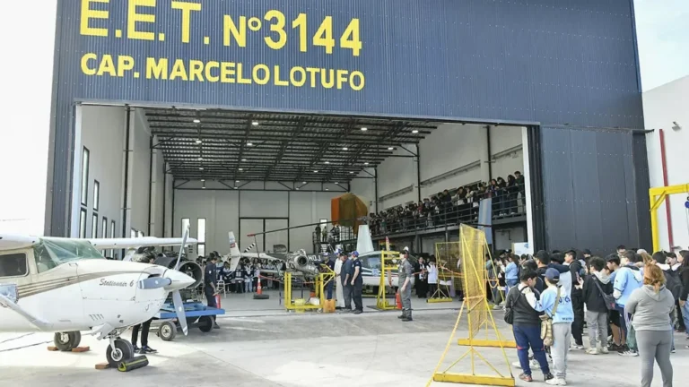 Fiore: «La Provincia invertirá más de $3.800 millones para sostener las escuelas técnicas»