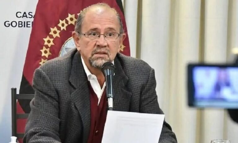El ministro Camacho le bajó el tono a una eventual candidatura de Sáenz