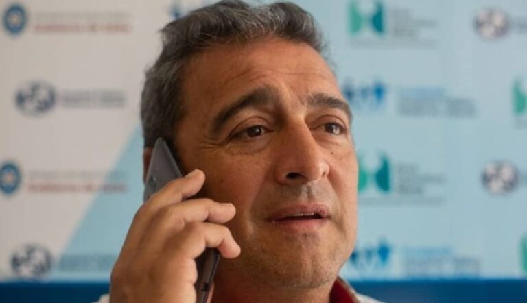 «Estamos con pocas camas»: el 65% de pacientes con obra social van a un hospital público