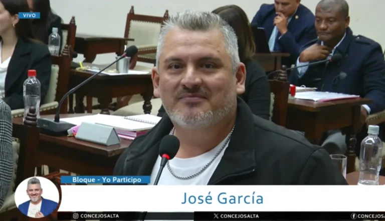 Apuntan contra el concejal José García por los incidentes en la sede de LLA