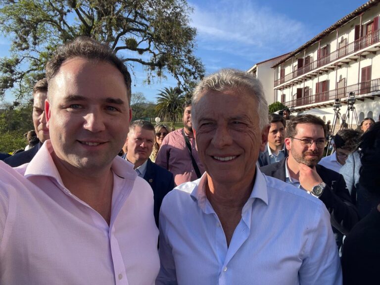 Mauricio Macri encabezó un acto en Jujuy de dirigentes del PRO y se reunió con Nicolas Maggio, candidato a gobernador por Salta