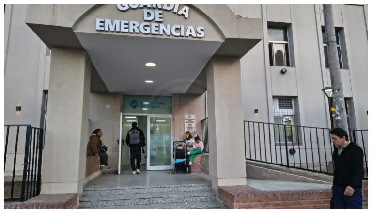 Día de la Sanidad: este lunes no habrá consultorios externos y atenderán solo las guardias