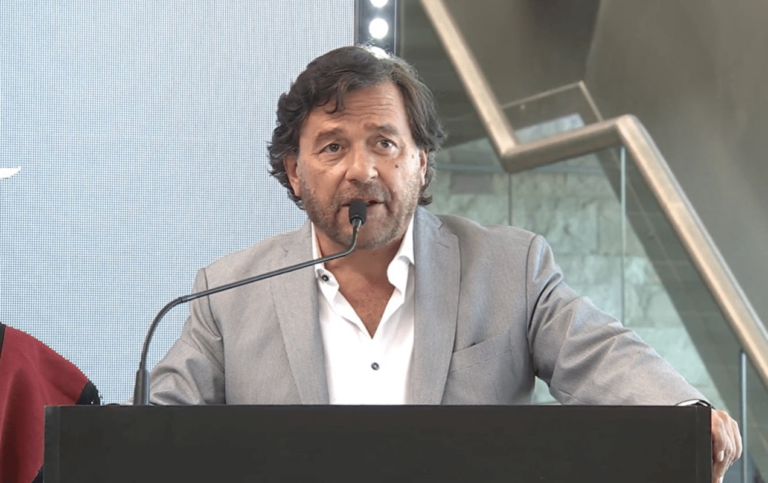 La sucesión de Gustavo Sáenz: traiciones, candidatos y lealtades de ocasión