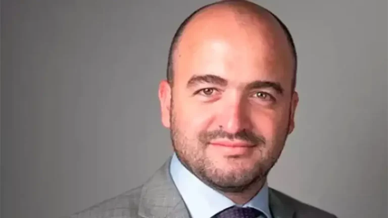 Renunció Alejandro Williams Becker por el escándalo de la escuela fantasma