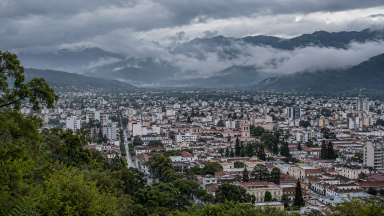 Salta tendrá un fin de semana fresco y con lluvias: cuándo mejora el tiempo