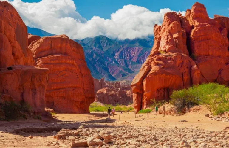 Salta reintegrará a los turistas hasta $150.000 para viajar en el verano de 2027